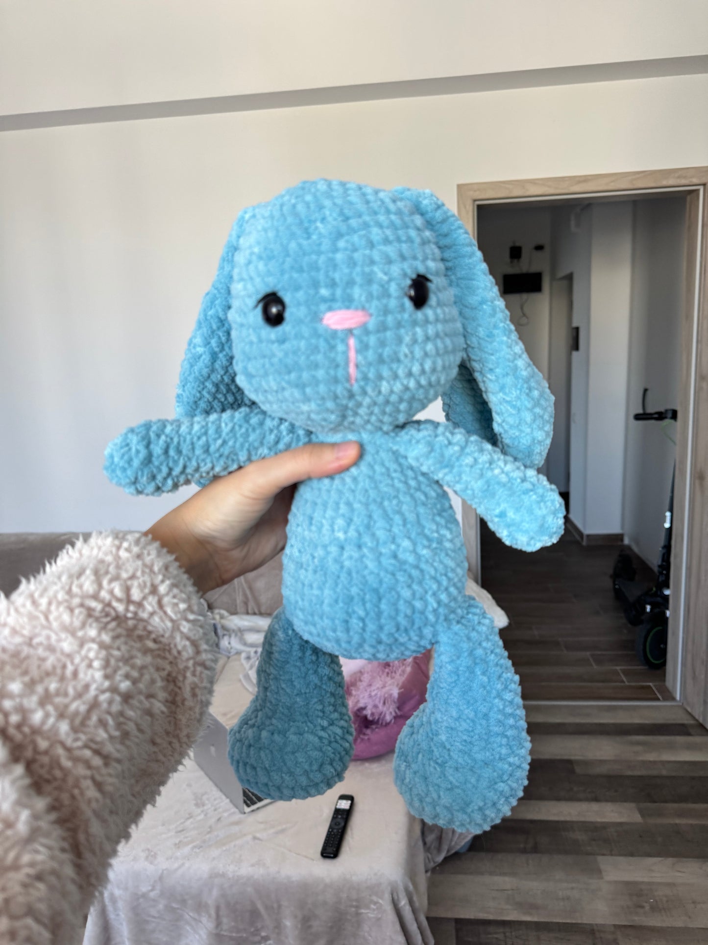 Iepuraș cu urechi lungi